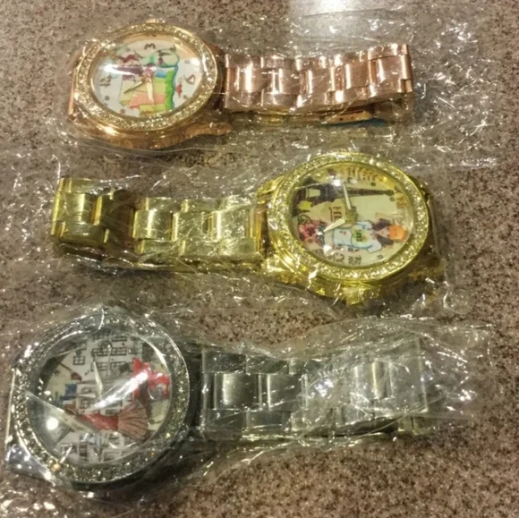 Fun and Fashionable Novelty Watch NWT - Picture 4 of 7